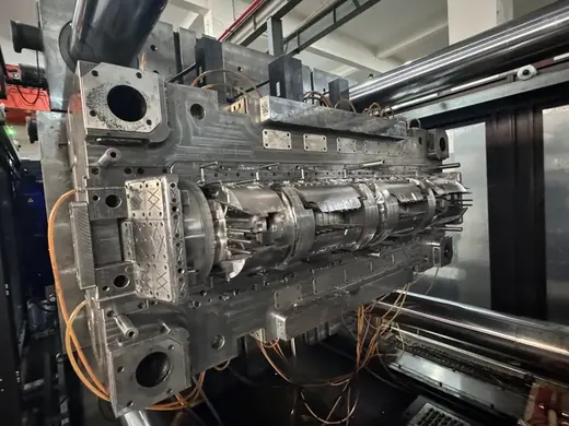 Floor air-con panel mould: moving half in the press