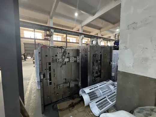 Moulds and moulded panels at the toolmaker
